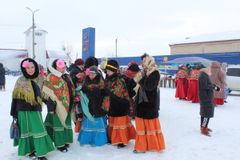 Парижские девчата