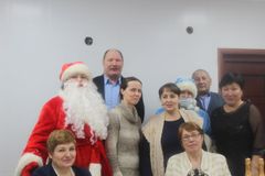 А вот теперь и в администрацию Арсинского поселения с поздравлениями!