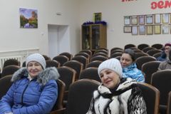 зрители начали подходить