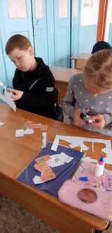За работой