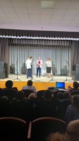Конкурсные задания выполняют директор школы Попова Н.Н.  и Косенко М.В.